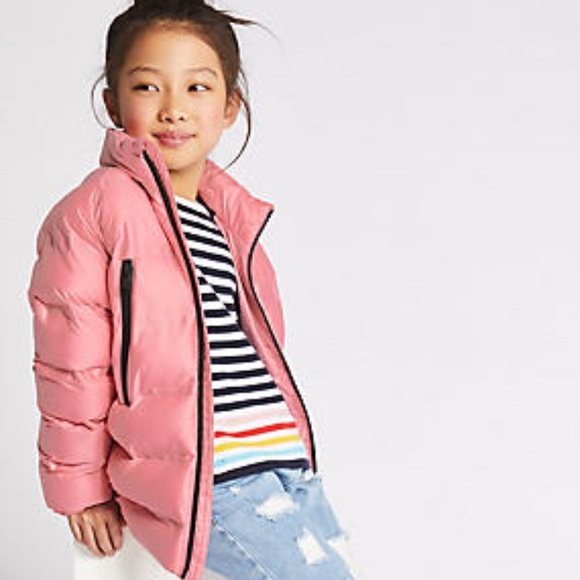 Nw0T BeAuTiFul PinK PuFfEr - Picture 3 of 11